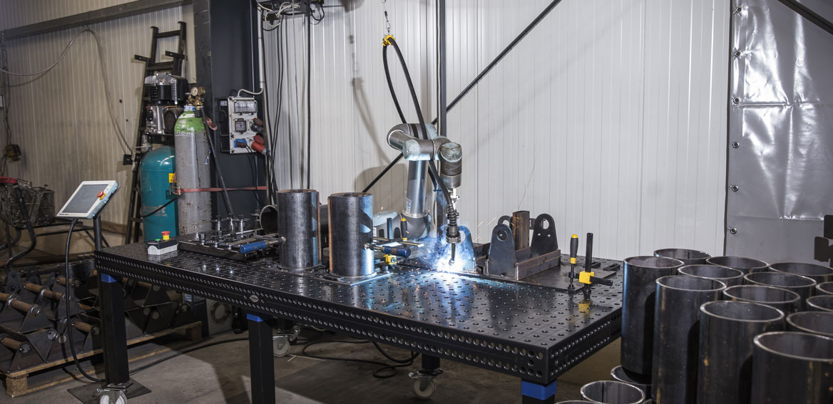 Several component stations on the welding table